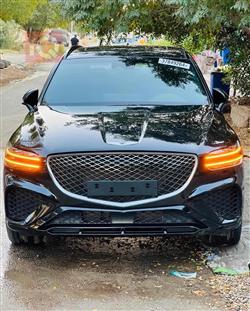 جێنسس GV70
